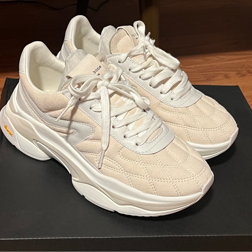 Rag & Bone - Legacy Runner Sneaker Size 7.5W Cream/White